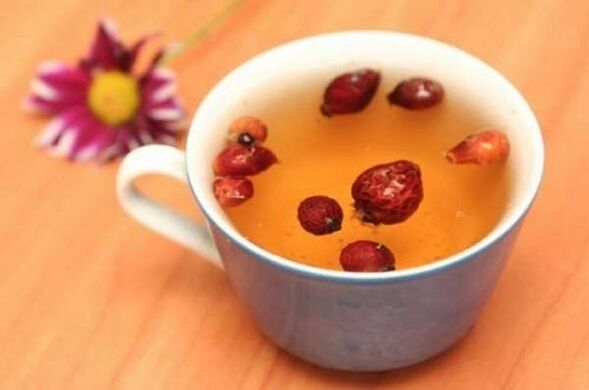 During acute gastritis, rosehip decoction is included in the diet